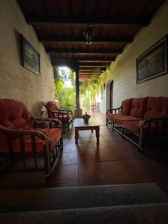 Appartamento Casa Del Viajero Colonial Antigua Esterno foto