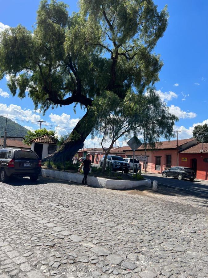 Appartamento Casa Del Viajero Colonial Antigua Esterno foto